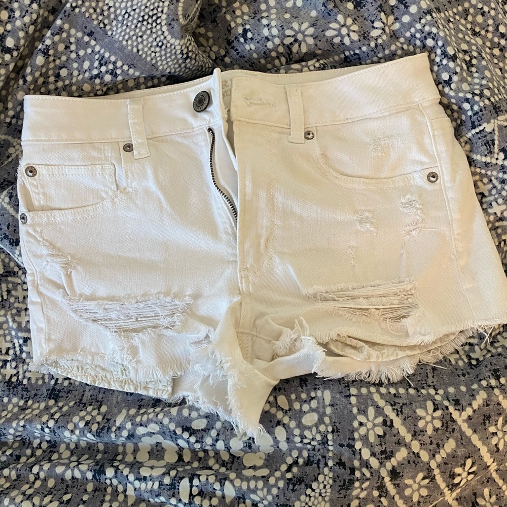 AE high rise white shorts
